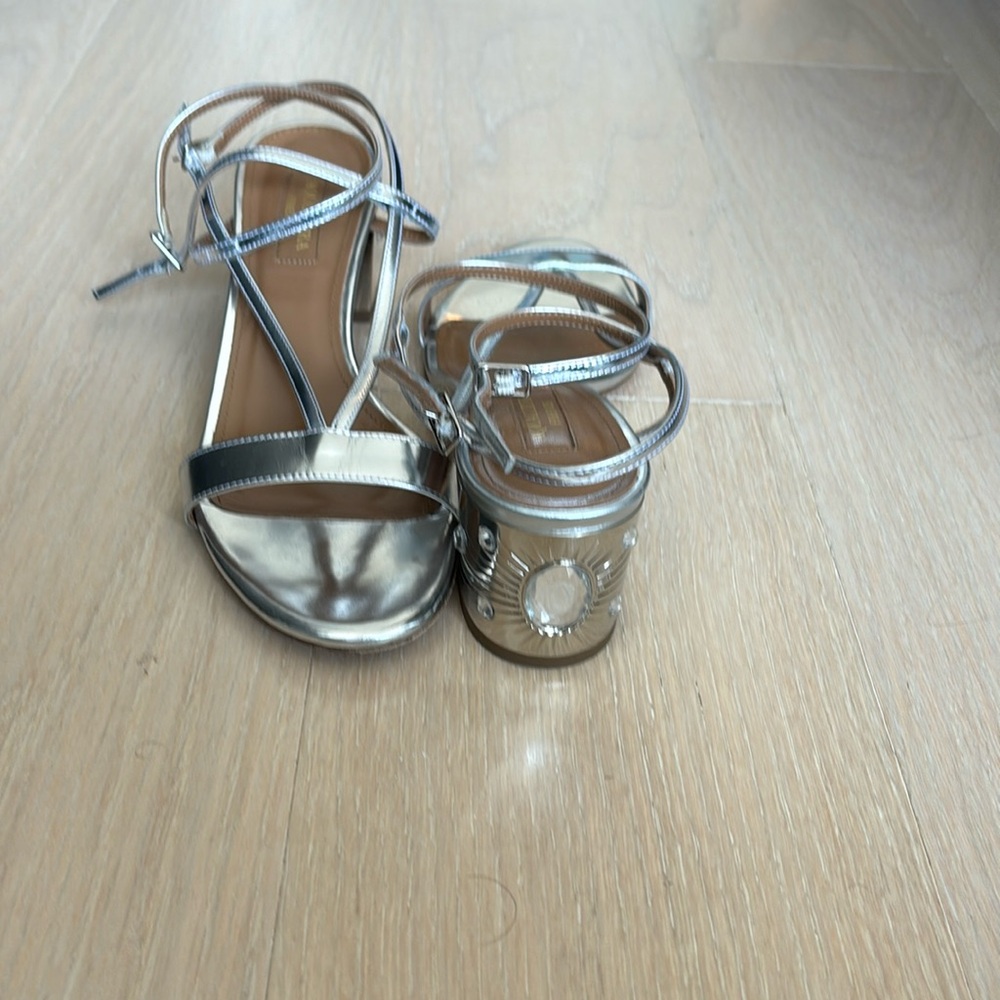 New Aquazzura Sunset Siren Sandals in Silver - Size 37.5 / 7.5